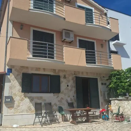 Appartement Casa Milesic *
